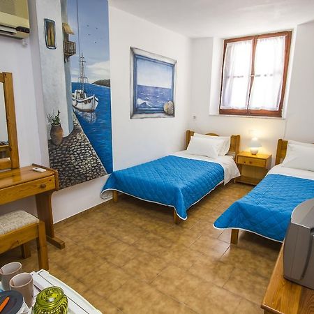 Symi Center Hotel Екстер'єр фото