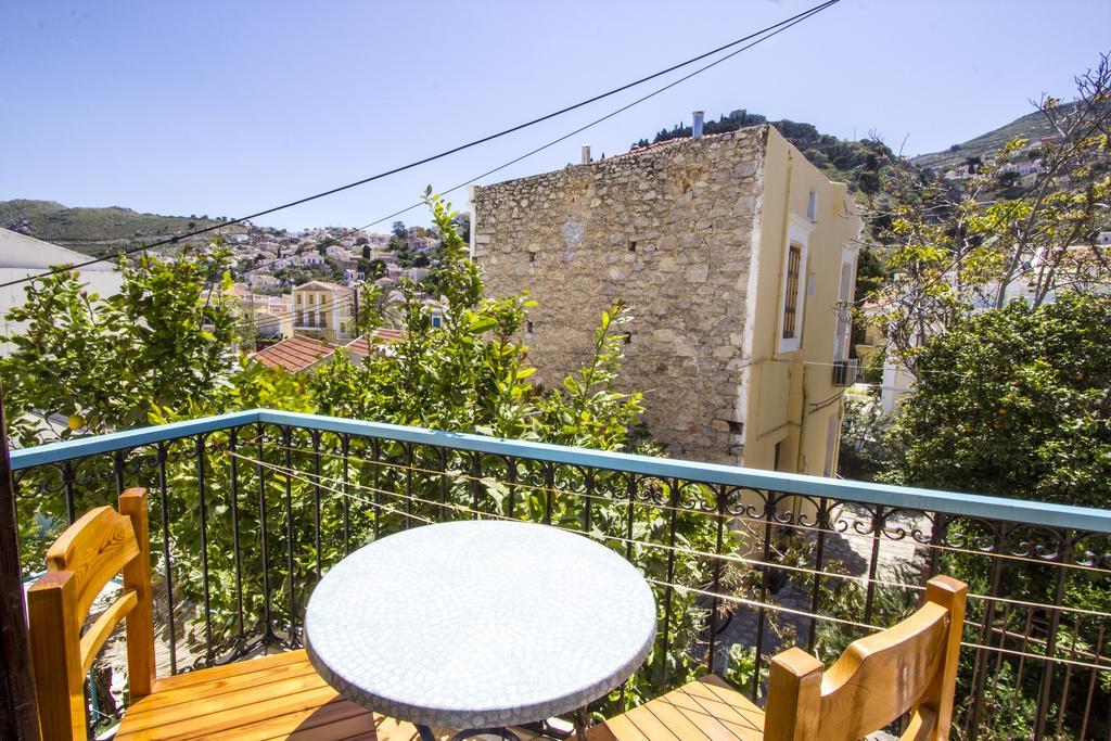 Symi Center Hotel Екстер'єр фото