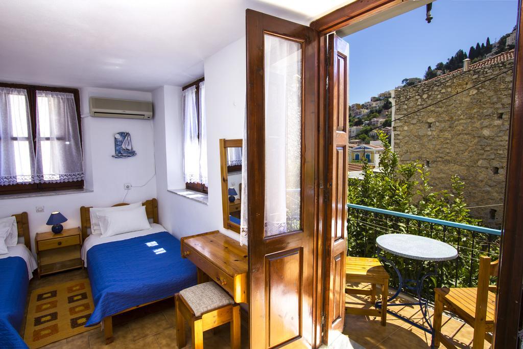 Symi Center Hotel Екстер'єр фото