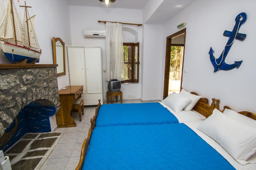 Symi Center Hotel Номер фото