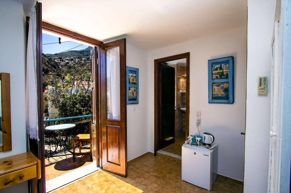 Symi Center Hotel Екстер'єр фото